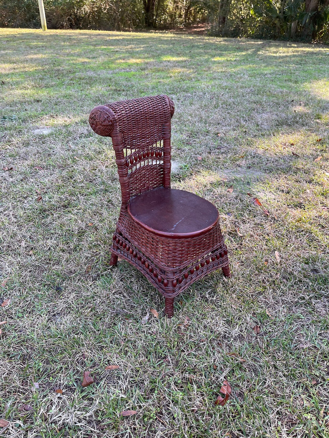 Childs Wicker Chair, Photo Prop, Wicker,nursery Decor,children's Chair,wicker Furniture, Shabby