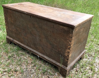 Antique Pine Blanket Chest with Bracket feet, Primitive Antique Wood Box, vintage trunk, hope chest, coffee table, Rustic trunk, Storage Box