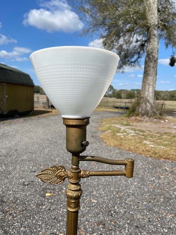 Vintage farmhouse on sale floor lamps