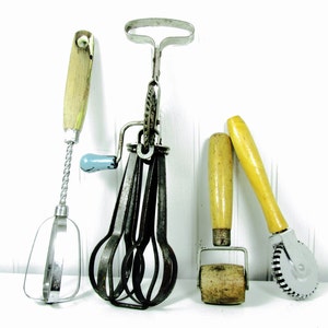 Vintage kitchen utensils, kitchen collectible, egg beater, mixer, baking, kitchen tool, USA steel, shabby chic kitchen, egg basket