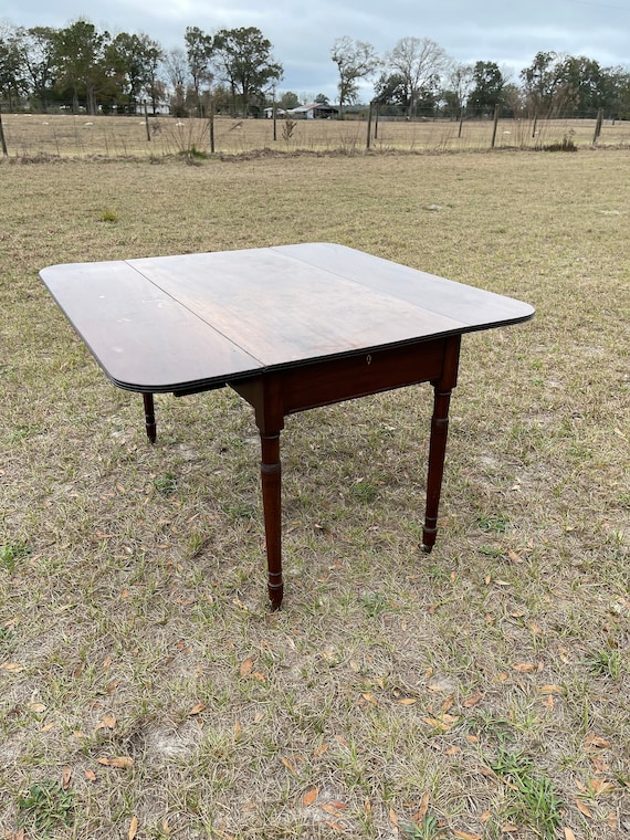Drop leaf table on wheels deals