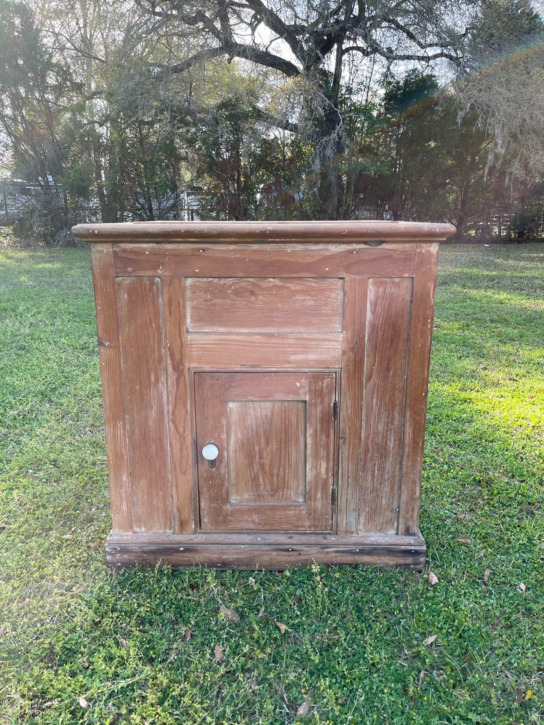 Antique large Ice Box, Pine Ice Box, tin lined ice box, Farmhouse Decor, Unique TV stand, home bar cabinet, wood cooler, rustic primitive image 2