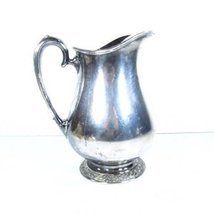 Silver water pitcher, water pitcher, jug, Henley silver, Oneida, serving, pitcher,entertaining image 1