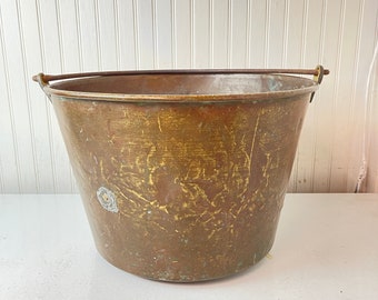 Copper pot, apple butter bucket, brass bucket,antique copper bucket, French kitchen, farmhouse decor, rustic, copper pail, primitive decor