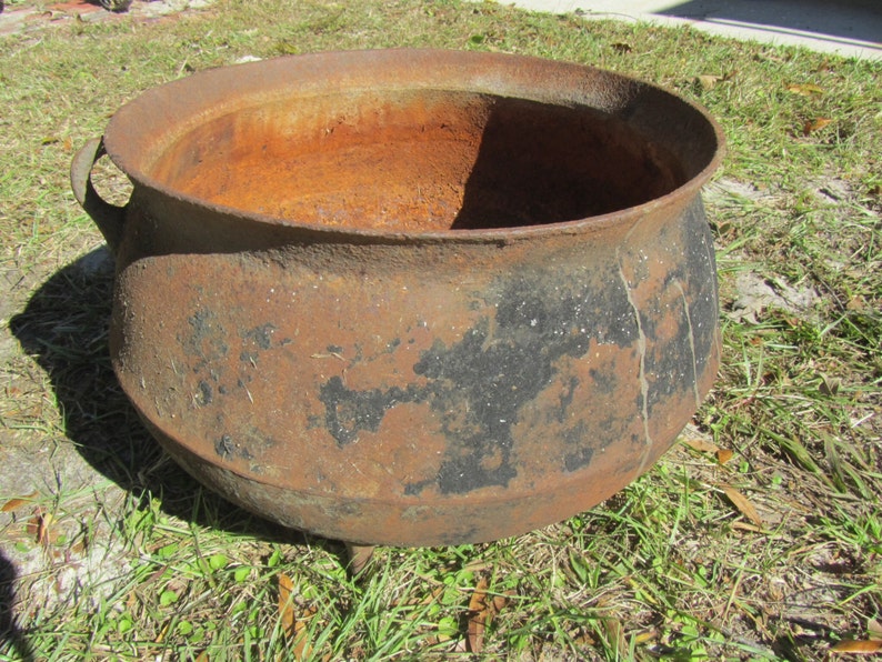 ANTIQUE CAST IRON Cauldron Wash Pot Footed Pot Vintage Etsy