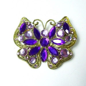 ViINTAGE BROOCH,  VINTAGE PIN,butterfly pin, costume jewelry, purple rhinestone, 1950s jewelry, 1950s pin,