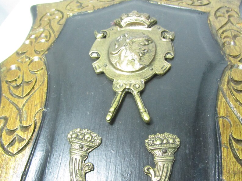 Coat of arms wall hanging, Castle Decor, Norse, Scottish, wood and metal wall hanging, shield, gothic, medieval decor, image 3