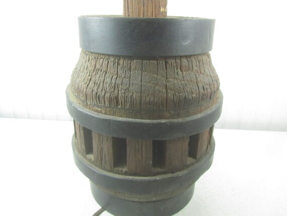 Antique Wagon Wheel Hub Lamp, Farmhouse Decor, Rustic Decor, Ranch House Decor, Primitive Lamp, Western Decor, Wagon Wheel, Cowboy Lamp