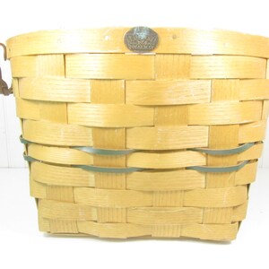 Vintage gathering basket, peterboro, collectable basket, orchard basket, country basket, woven basket, wicker storage basket, leather handle