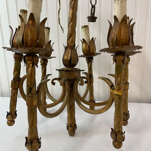 Vintage hanging light, vintage Chandelier, gold gilt,brass light,italiantole, gothic decor,hanging light, antique lighting,vintage Lighting imagem 8