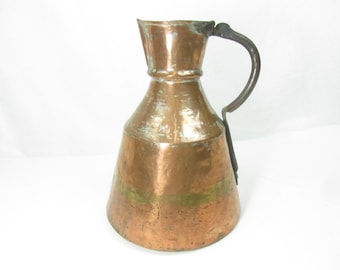 ANTIQUE COPPER PITCHER, Copper jug,Hand Hammered Copper,French country jug,farmhouse decor,