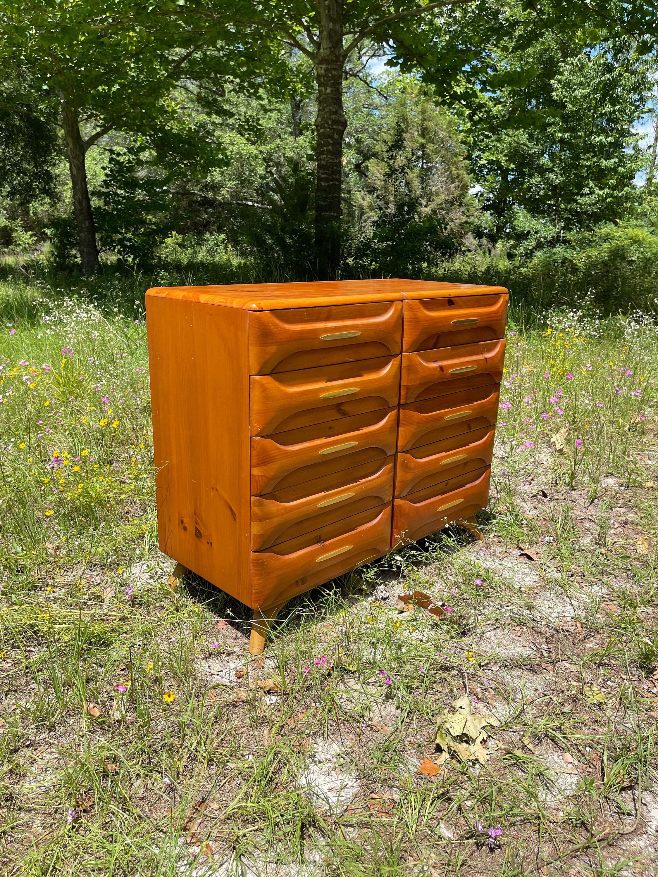 Vintage Chest of Drawers,franklin Shockey Sculptured Pine, Vintage