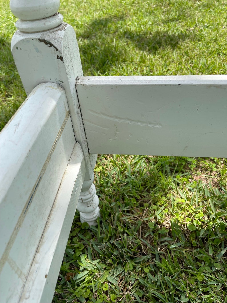 Antique White Wood Bed Full Size Bed Farmhouse Spool Bed Etsy