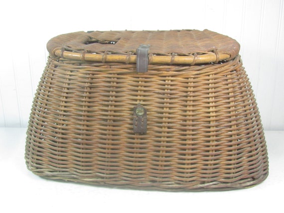 Antique Creel Basket, Vintage Fishing Basket,1930s Decor, Fishing