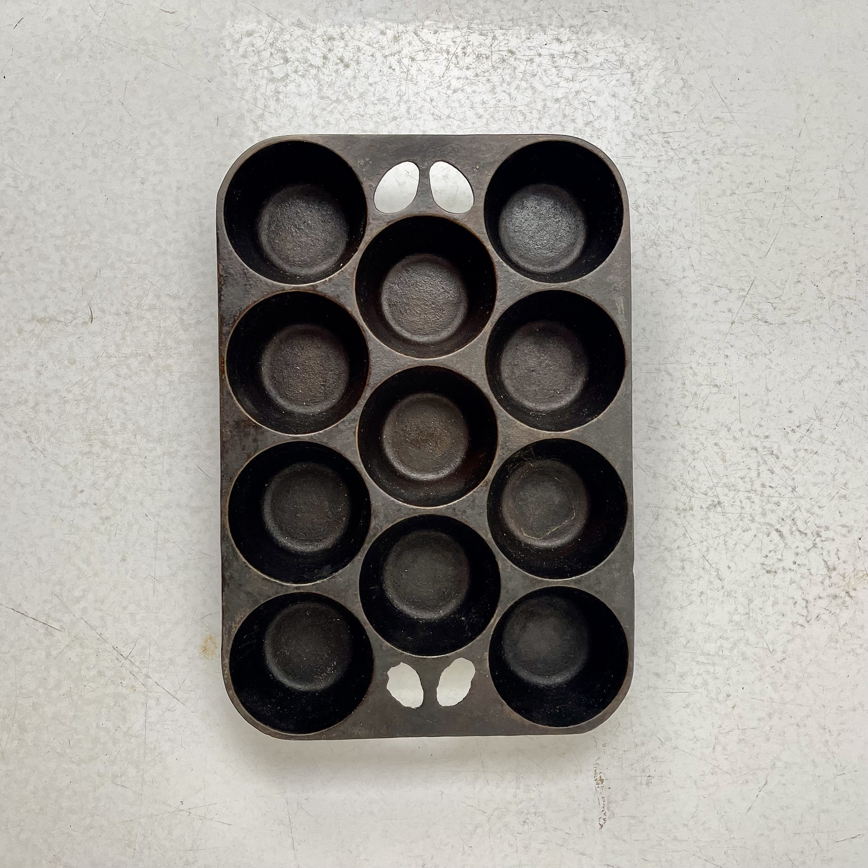 Muffins And Cast Iron Muffin Pan Stock Photo - Download Image Now