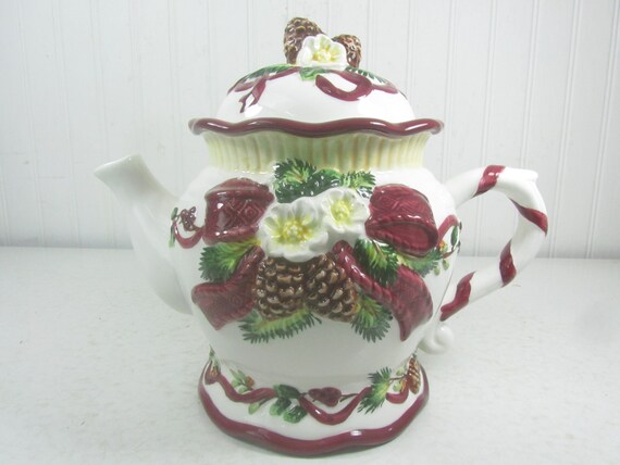 VINTAGE TEAPOT, Pine Cone Teapot, Ceramic teapot, collectible, whimsical tea pot, vintage kitchen decor, farmhouse kitchen, Bico China