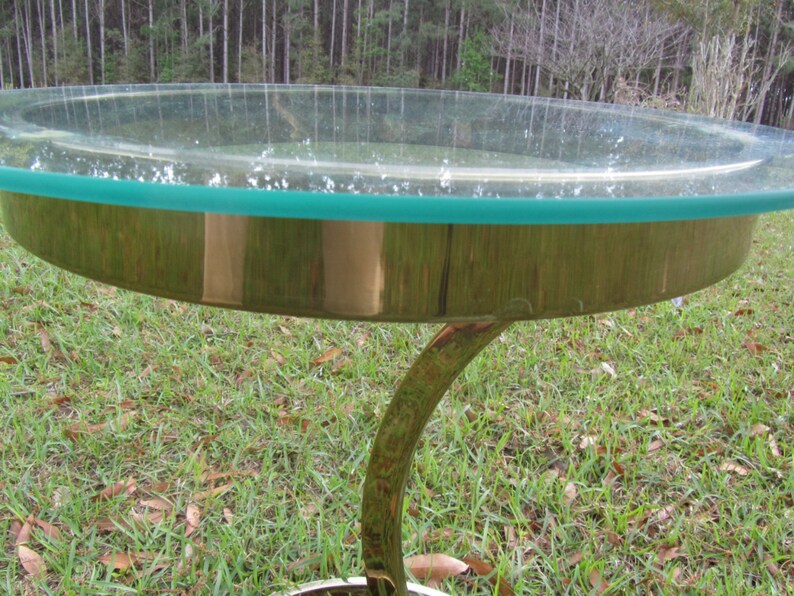 End table, Brass table, glass top table, retro decor, round table,1970s decor, modern decor, vintage table, metal table, image 4