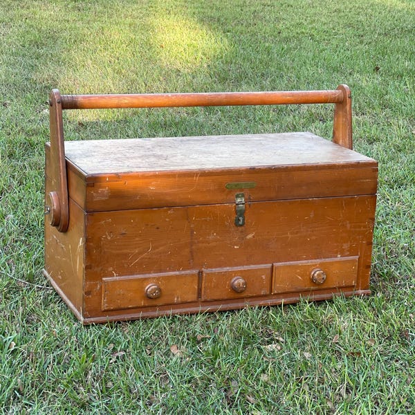 Vintage Carpenters Box,large wood toolbox, craft supply box, Industrial Box, Work Box, handmade Tool box, Latched Box, Storage Box