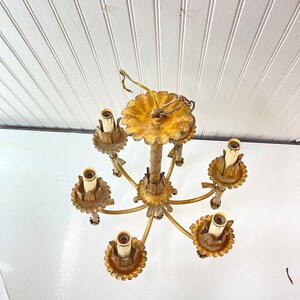 Vintage hanging light, vintage Chandelier, gold gilt,brass light,italiantole, gothic decor,hanging light, antique lighting,vintage Lighting imagem 3