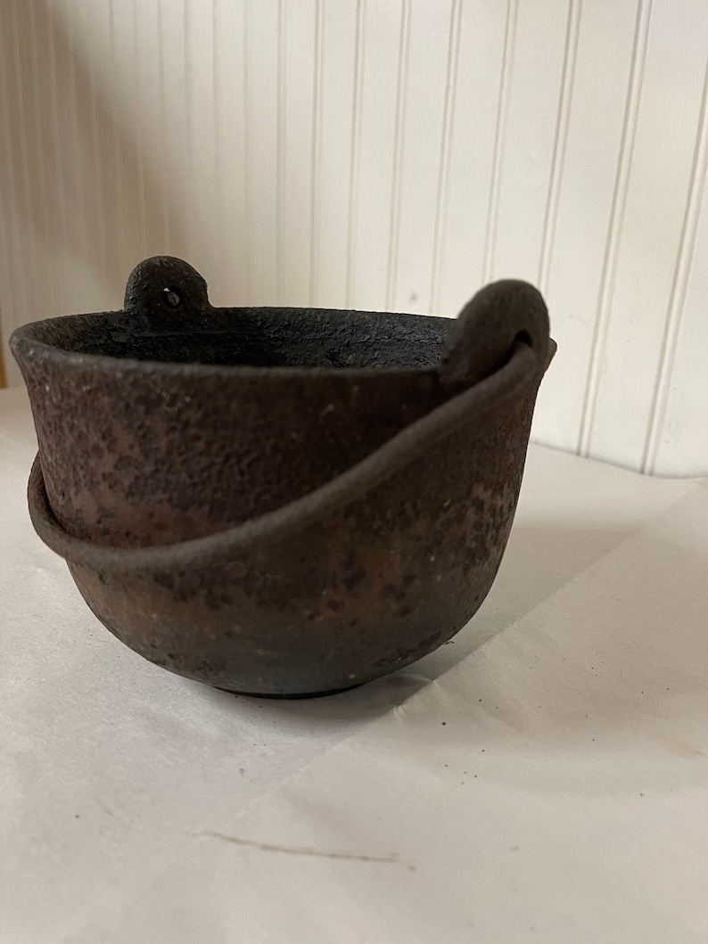 ANTIQUE CAST IRON Cauldron Smelting Pot Blacksmiths Pot Etsy