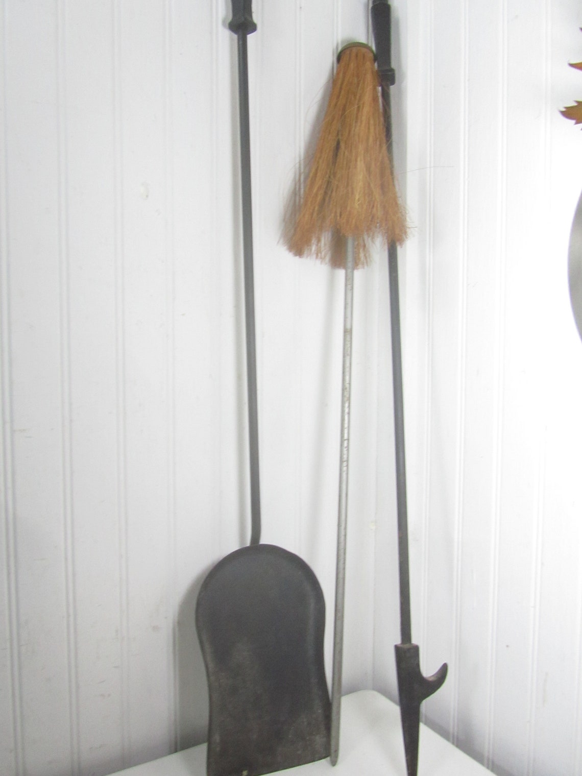 Atizador Y Colgador Para Chimenea De 27 Pulgadas | Hecho A Mano En EE.UU. | Acero Negro