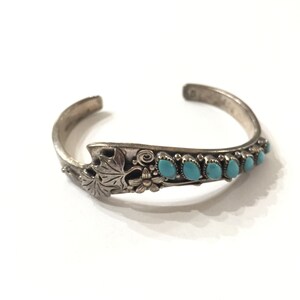 Vintage silver bracelet, Southwest jewelry, Navajo jewelry, handmade vintage jewelry, turquoise bracelet, gift for her.