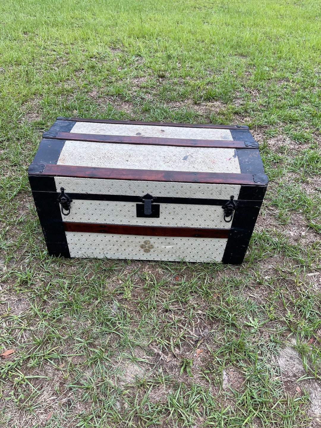 Antique Trunk Round Top Trunk Metal Steamer Trunk Chest Etsy