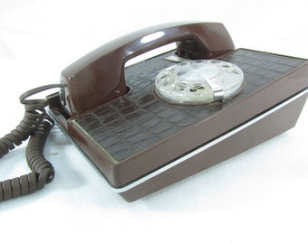 Vintage Dial Telephone, Brown Telephone, Faux Alligator Design, Dial Telephone, Retro Rotary Dial