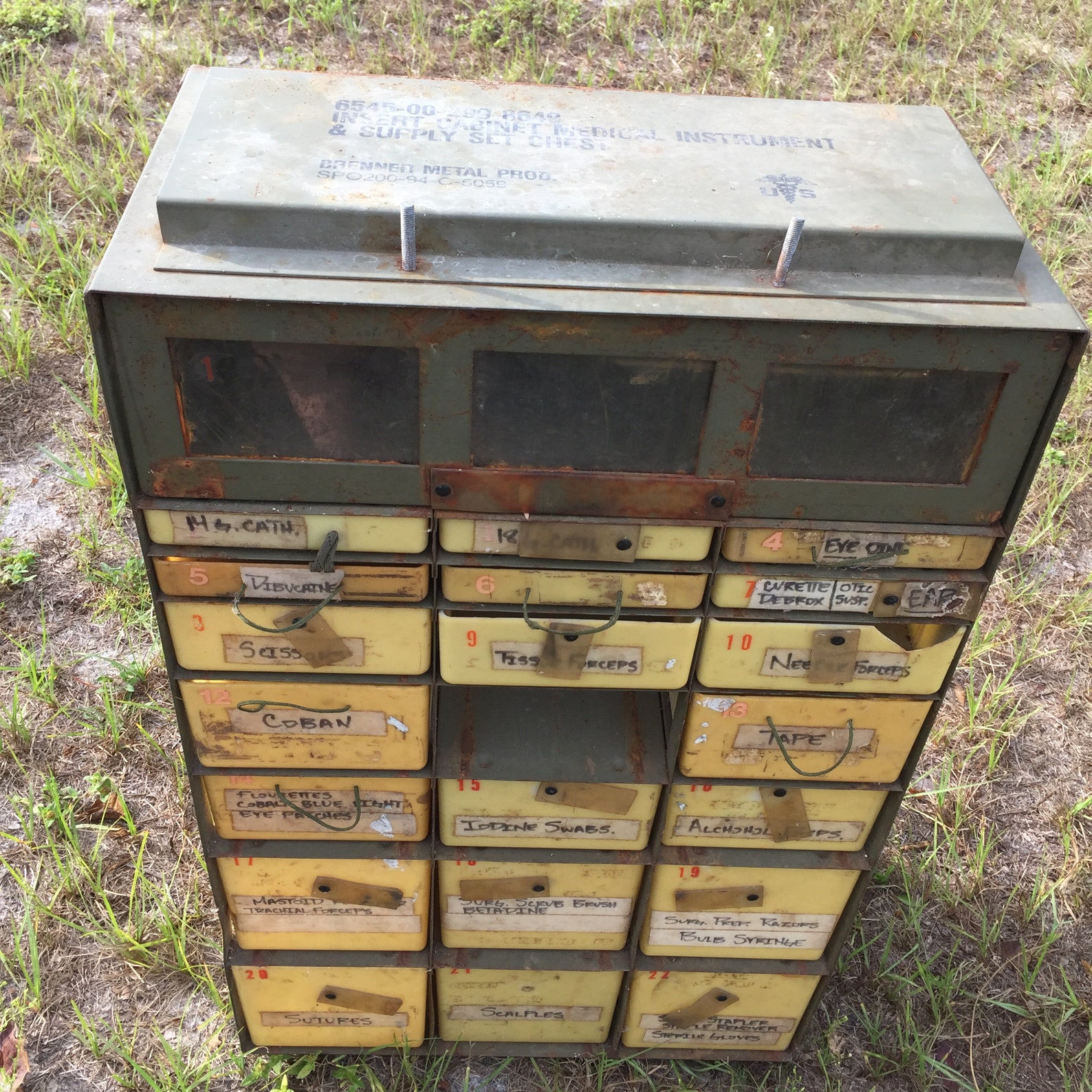 Gabinete médico militar cajones de almacenamiento | Etsy