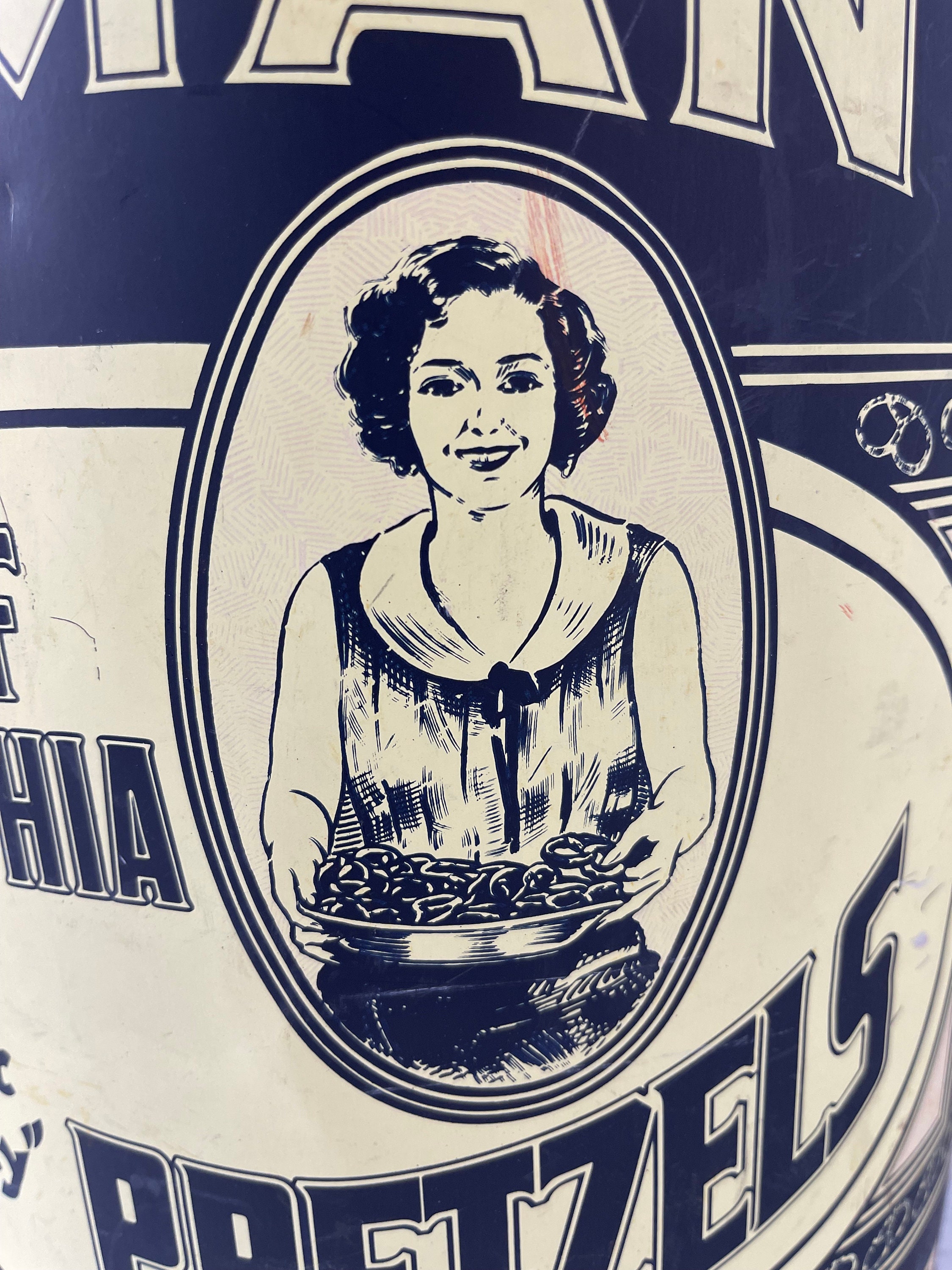 Antique Reisman Pretzel Can,vintage Advertising, Large Can, Metal