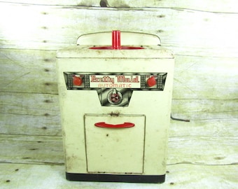 Toy Washing Machine, Windup Toy, Metal Machine, Vintage toy, pressed tin toy, mid Century toy, doll house furniture,
