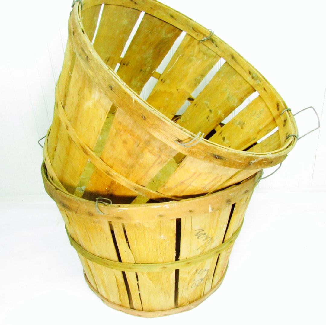 Vintage Basket, Farm Item, Gathering Basket, Orchard Basket, Farmhouse