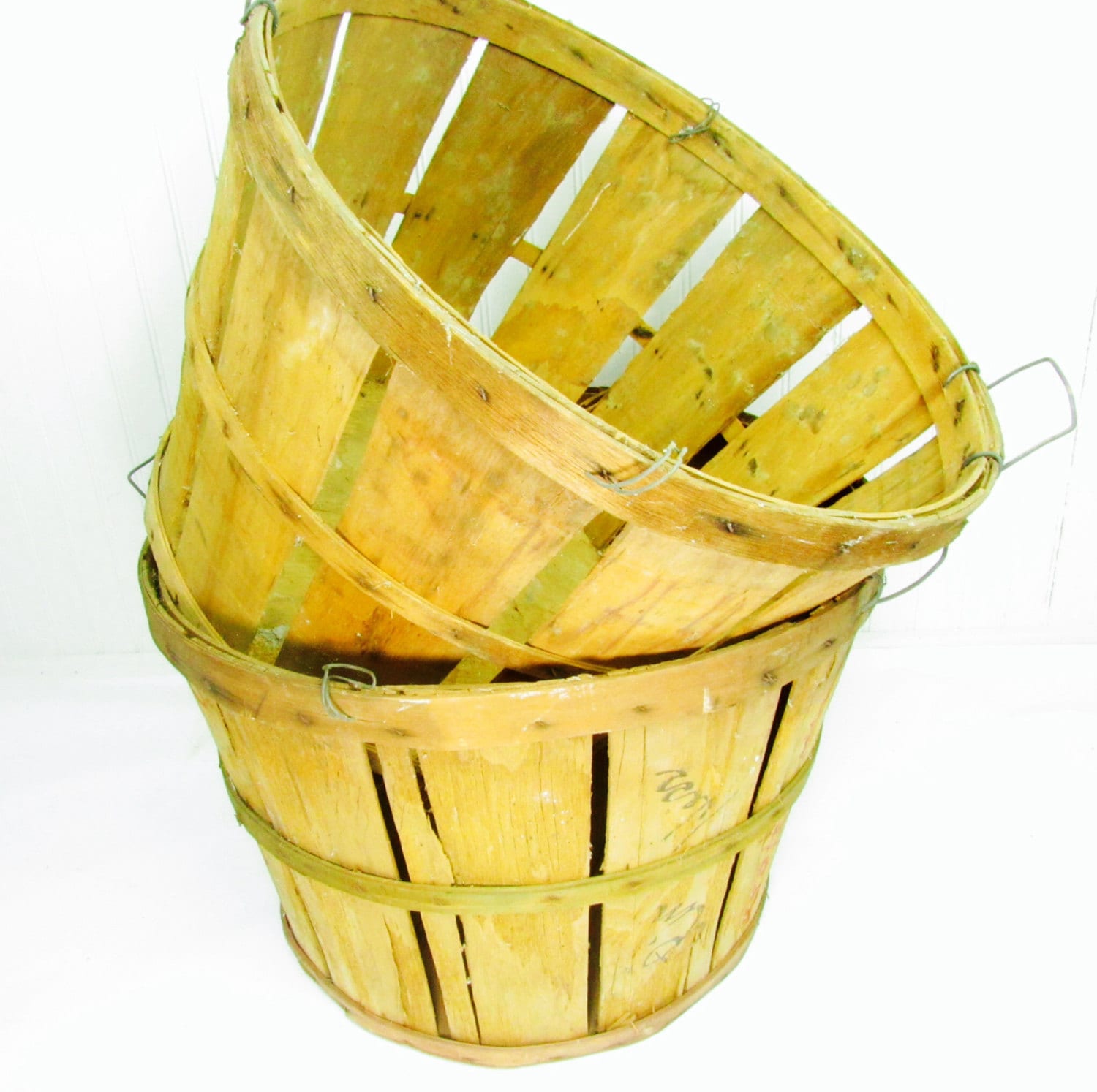 Vintage Bushel Farm Baskets Orchard Baskets Baskets Storage