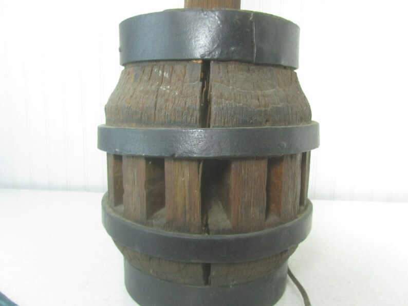 Antique Wagon Wheel Hub Lamp, Farmhouse Decor, Rustic Decor, Ranch House Decor, Primitive Lamp, Western Decor, Wagon Wheel, Cowboy Lamp image 3