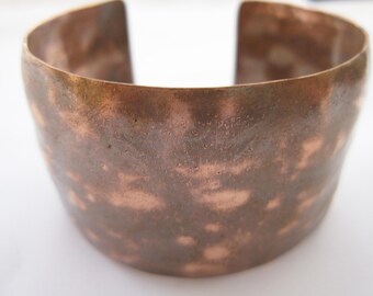 Brazalete de cobre texturizado