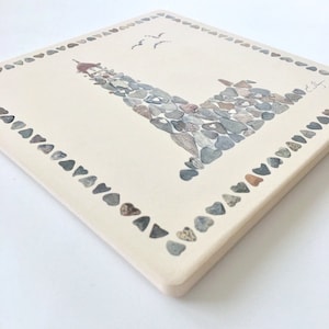 Lighthouse trivet, lighthouse hot plate, lighthouse gift, beach housewarming gift, coastal hostess gift, nautical bridal shower gift image 3