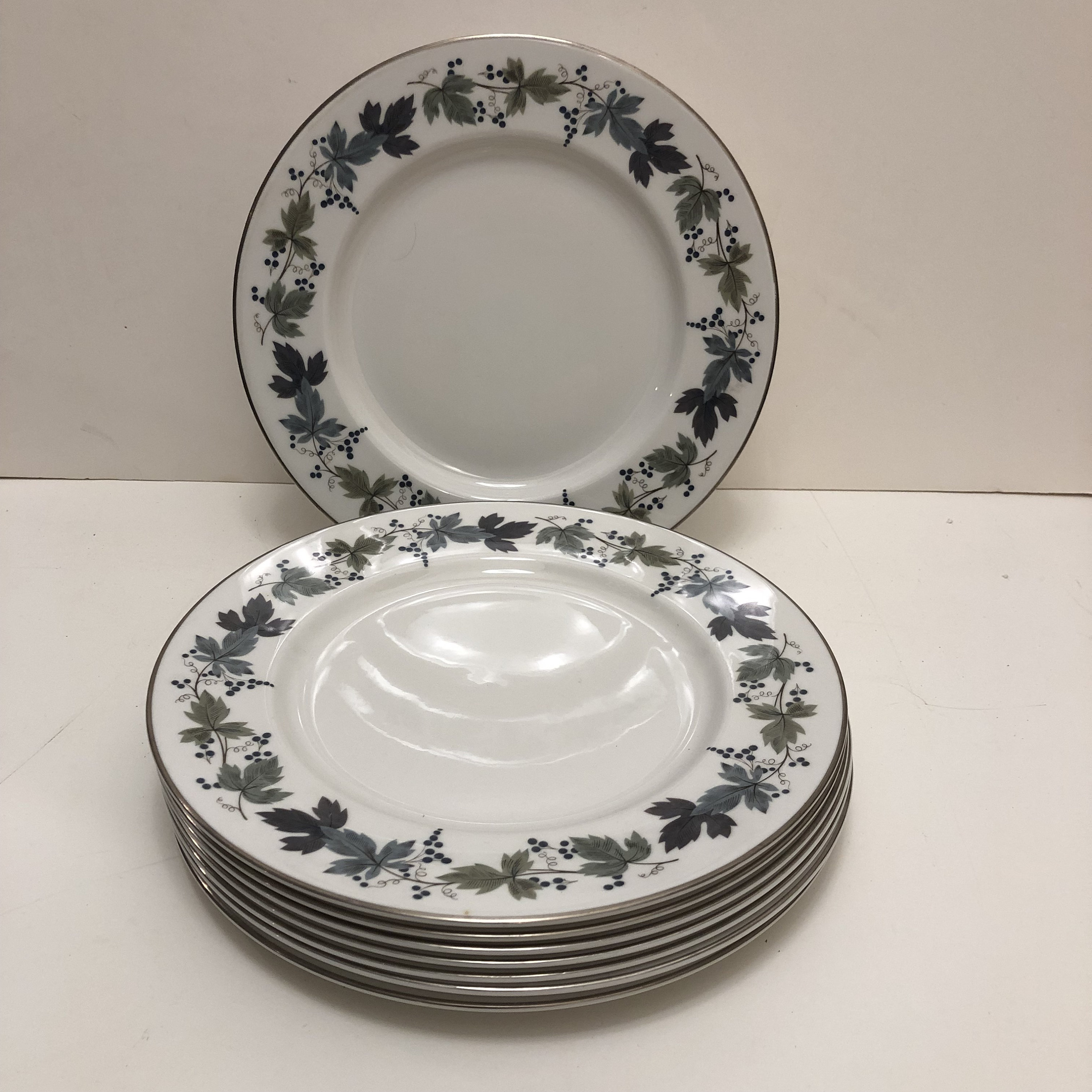 1960's Royal Doulton dinnerware in the Burgundy pattern 7 Etsy