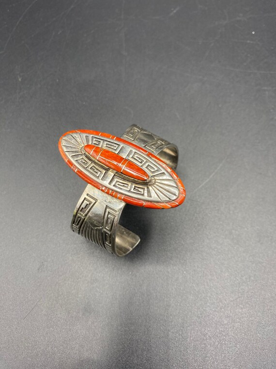 Vintage 1990's Abraham Begay Navajo cuff bracelet in Sterling silver and spiny oyster inlay work, Native American jewelry