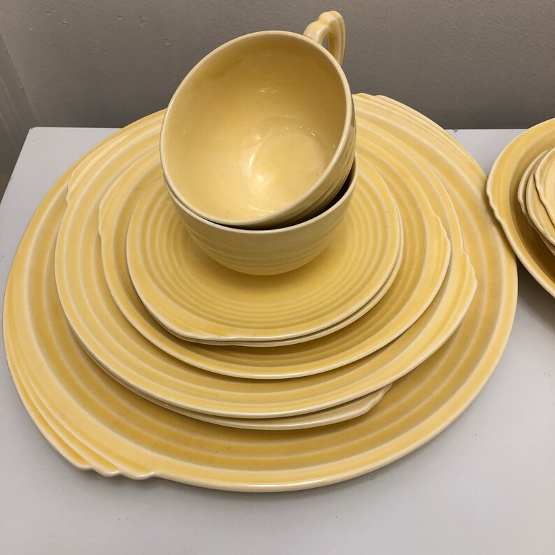 soup bowl 10 pieces Vintage 1930/'s Edwin Knowles Yellow dinnerware salad plate very good condition platter dinner plate