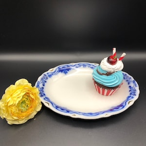Antique WH Grindley 10&quot; serving Platter Flow Blue transferware English Ironstone, Excellent condition