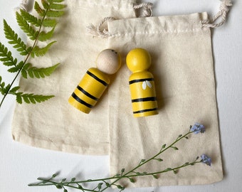 wooden peg honeybee, wooden peg honey bee, wooden bee, wooden peg bumblebee, wooden Montessori toys,