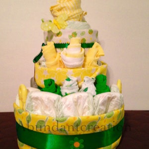 3 Tier Diaper Cake/New born gift, Neutral Diaper Cake
