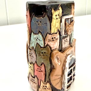 Tiny Worlds Story Pot - Whisker Way