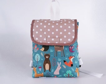 Kinderrucksack Waldtieren mit Namenskette / Baumwolle mint-beige / Kindergartentasche