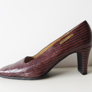 90s Brown Leather Square Toe Pumps - Made in Finland - Size US 7