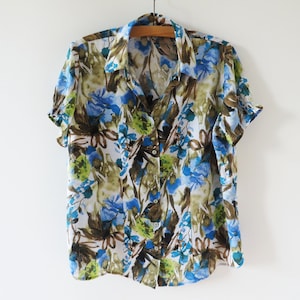 Vintage Floral Blouse Viscose Women Summer Blouse Bright Flower Print Short Sleeve Women&#39;s Shirt Gift for Her Large Size