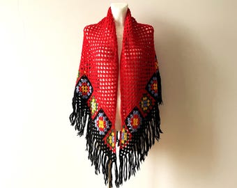 Vintage 80s Red Crochet Wool Shawl: Knitted Triangle Scarf with Fringe