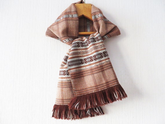 Vintage 80s Handwoven Wool Scarf Fringed Nordic Sc