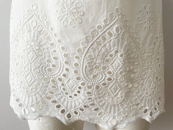 White embroidered top, Cotton batiste blouse, flo… - image 3