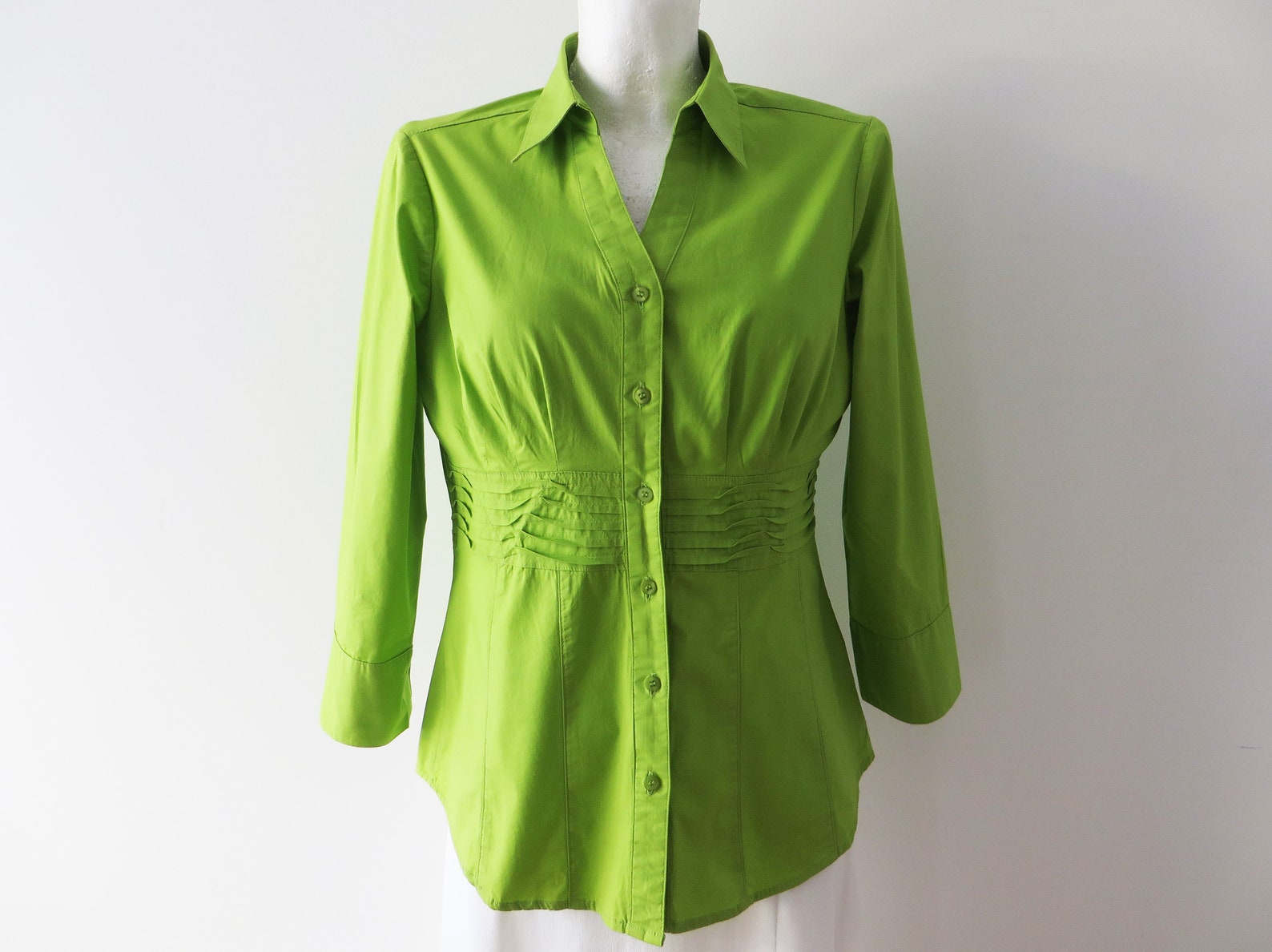 Green Fitted Blouse Bright 3/4 Sleeve Shirt Button up Women Etsy